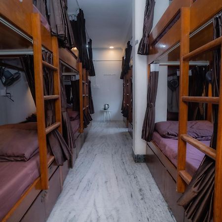 Pearl Courtyard Dormitory Váránaszi Kültér fotó