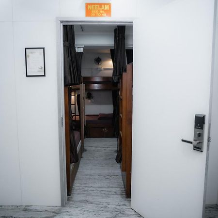 Pearl Courtyard Dormitory Váránaszi Kültér fotó