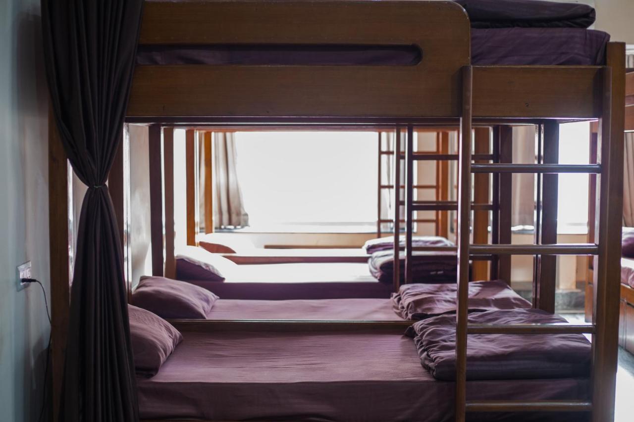 Pearl Courtyard Dormitory Váránaszi Kültér fotó