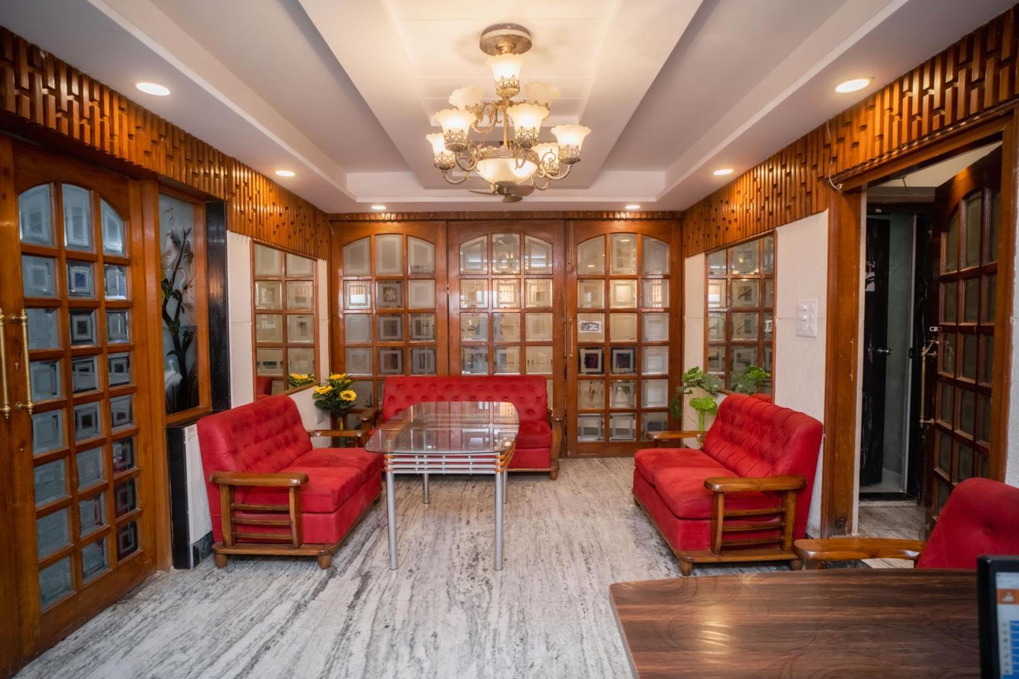 Pearl Courtyard Dormitory Váránaszi Kültér fotó