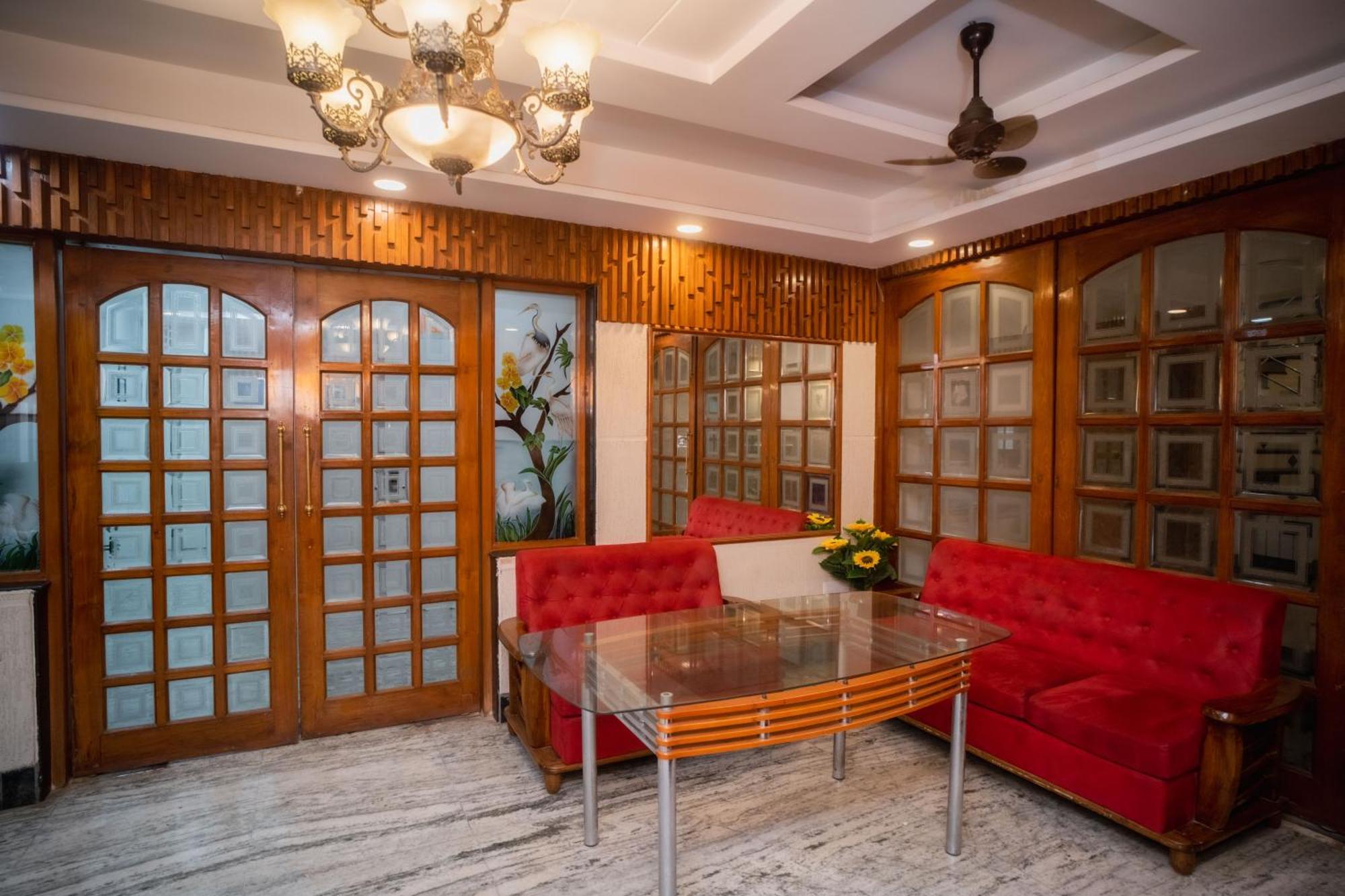 Pearl Courtyard Dormitory Váránaszi Kültér fotó